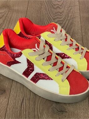 Culture of Brave COB Women’s 39 8-8.5 Play Neon Flare Red Glitter Sneakers